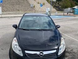 Usado 2008 Opel Corsa Sedan | € 4.000 (Preço justo)