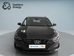 Phantom black (metalizada) Usado 2023 Hyundai i30 Style Carrinha | € 20.950 (Preço justo)