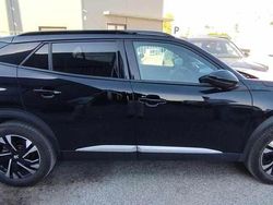 Preto Usado 2023 Peugeot e-2008 SUV | € 30.000 (Caro)