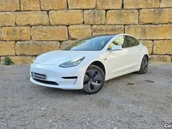 Branco Usado 2020 Tesla Model 3 Standard Range Sedan | € 22.000