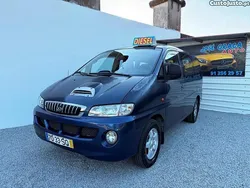 Azul Usado 2001 Hyundai H-1 Monovolume | € 3.950