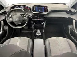 Preto Usado 2021 Peugeot 2008 Allure SUV | € 20.750 (Preço justo)
