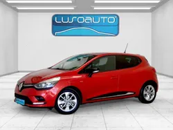 Vermelho Usado 2017 Renault Clio IV LIMITED | € 11.900 (Preço justo)