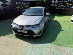 Cinzento Usado 2022 Toyota Corolla | € 25.950 (Preço justo)