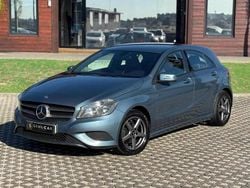 Azul Usado 2015 Mercedes A160 Citadino | € 13.990 (Preço justo)