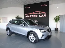 Cinzento Usado 2022 Seat Arona Style SUV | € 21.900 (Preço justo)
