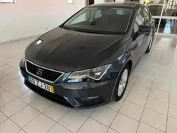 Cinzento Usado 2019 Seat Leon Citadino | € 16.750 (Preço justo)