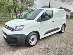 Branco Usado 2020 Citroën Berlingo Monovolume | € 15.250 (Preço justo)