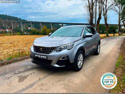 Cinza Usado 2019 Peugeot 3008 Active SUV | € 16.500 (Preço justo)