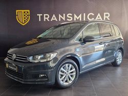 Cinzento Usado 2019 VW Touran Monovolume | € 23.550