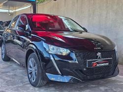 Preto Usado 2023 Peugeot e-208 Style Citadino | € 18.750 (Bom preço)