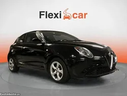 Preto Usado 2018 Alfa Romeo MiTo Citadino | € 10.480 (Preço justo)