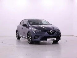 Cinzento islande/titanium Usado 2022 Renault Clio V LIMITED Citadino | € 16.000 (Preço justo)