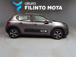 Cinza Usado 2022 Citroën C3 Feel Citadino | € 14.590 (Preço justo)