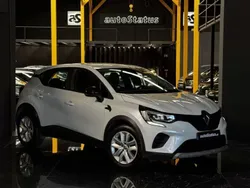 Branco Usado 2021 Renault Captur Zen SUV | € 18.490 (Preço elevado)