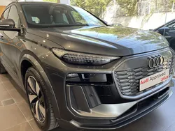 Cinzento Usado 2024 Audi Q6 e-tron SUV | € 76.863