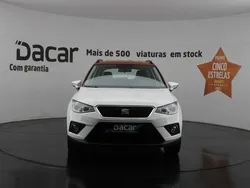 Branco Usado 2018 Seat Arona Style SUV | € 14.499 (Bom preço)