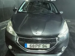 Usado 2013 Peugeot 208 Citadino | € 6.770 (Preço justo)