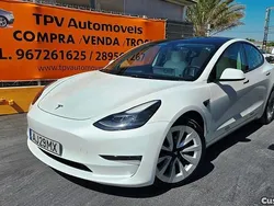 Branco Usado 2021 Tesla Model 3 Long Range AWD Sedan | € 29.950 (Preço justo)