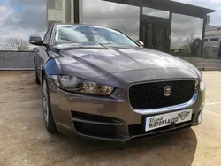 Cinzento Usado 2015 Jaguar XE Sedan | € 15.000 (Preço justo)