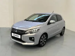 Cinza Usado 2024 Mitsubishi Space Star Edition | € 13.990 (Bom preço)