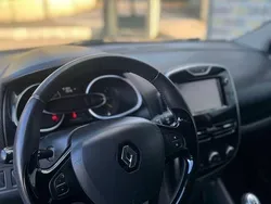 Cinzento Usado 2015 Renault Clio IV | € 10.750 (Preço justo)