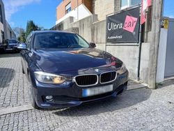 Azul Usado 2014 BMW 320 | € 14.999 (Caro)