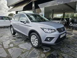 Cinza Usado 2018 Seat Arona Reference SUV | € 12.950 (Preço elevado)