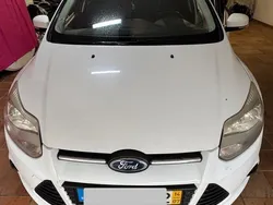 Usado 2014 Ford Focus Sedan | € 7.250 (Preço elevado)