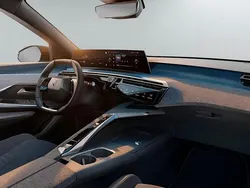Azul Novo 2025 Peugeot 3008 Allure SUV | € 37.144 (Caro)