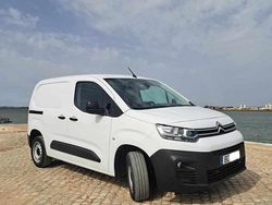 Branco Usado 2023 Citroën Berlingo Monovolume | € 17.000 (Preço justo)