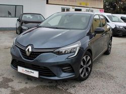 Cinza Usado 2022 Renault Clio V Evolution | € 15.900 (Preço justo)