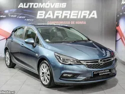 Azul Usado 2016 Opel Astra Innovation | € 11.750 (Bom preço)