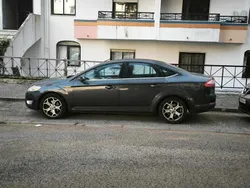 Cinzento Usado 2008 Ford Mondeo Citadino | € 3.000
