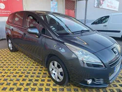 Usado 2011 Peugeot 5008 Monovolume | € 9.000