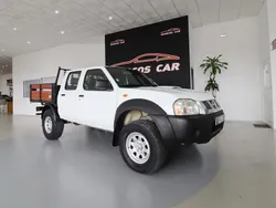 Branco Usado 2004 Nissan Navara Pickup | € 15.900 (Preço elevado)