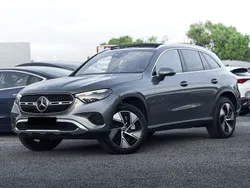 Cinza Usado 2023 Mercedes GLC300e SUV | € 65.900 (Caro)