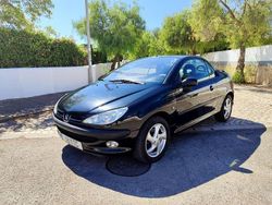 Usado 2002 Peugeot 206 CC Style Cabrios | € 2.500