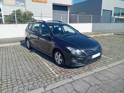 Preto Usado 2011 Hyundai i30 Comfort Sedan | € 5.650 (Bom preço)