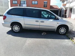 Usado 2001 Chrysler Grand Voyager Monovolume | € 4.250
