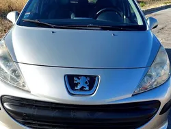 Usado 2008 Peugeot 207 Sedan | € 5.100 (Preço elevado)