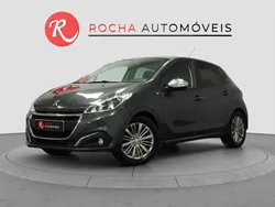 Cinza Usado 2019 Peugeot 208 Allure Citadino | € 10.499 (Bom preço)