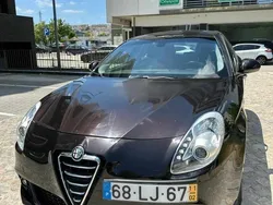 Preto Usado 2011 Alfa Romeo Giulietta Citadino | € 6.400 (Bom preço)