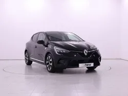 Preto estrela Usado 2022 Renault Clio V LIMITED Citadino | € 16.500 (Preço justo)