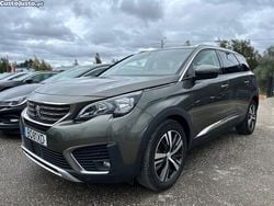 Cinza Usado 2019 Peugeot 5008 Allure Monovolume | € 20.800 (Preço justo)