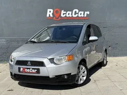 Cinza Usado 2012 Mitsubishi Colt Intense Citadino | € 8.990