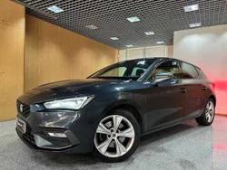 Cinzento Usado 2021 Seat Leon | € 23.490 (Preço justo)