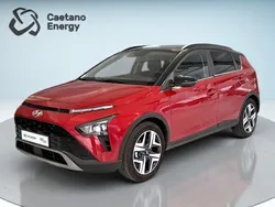 Dragon red/phantom black metalizado Usado 2023 Hyundai Bayon Premium SUV | € 18.800 (Preço justo)
