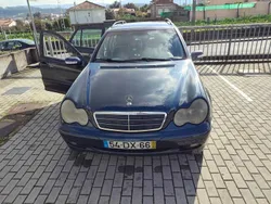 Usado 2002 Mercedes C220 Sedan | € 5.000 (Bom preço)
