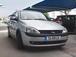 Cinzento Usado 2002 Opel Corsa | € 1.850 (Bom preço)